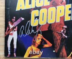 ALICE COOPER SIGNED AUTOGRAPHED THE ALICE COOPER SHOW VINYL RECORD ALBUM! WithJSA