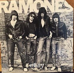 AUTOGRAPHED RAMONES original first LP all four members signed in 1977! NM-/VG+