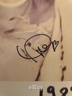 Autographed 1989 vinyl lp Taylor Swift signed