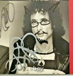 Autographed/Signed Quiet Riot Metal Health Vinyl Kevin DuBrow +3