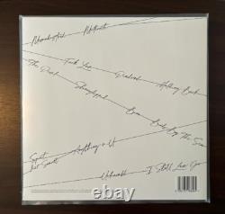 Autographed serpentina (white vinyl) signed by banks