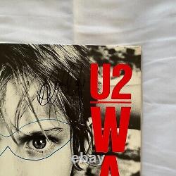 COA AUTOGRAPH U2 25S-156 VINYL LP Signed