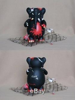 Frank Kozik SIGNED Toy2R 8 2008 SDCC Black Redrum Dr. Bomb AUTOGRAPHED Kidrobot