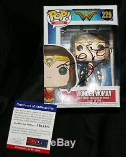 Gal Gadot Signed Wonder Woman Justice League Funko POP PSA JSA