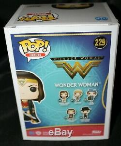 Gal Gadot Signed Wonder Woman Justice League Funko POP PSA JSA