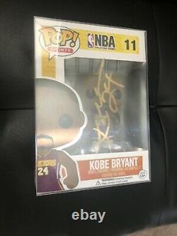 Kobe Bryant Jersey 24 Purple Autographed Funko Pop! #11 No COA