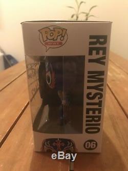 Send offers! Vaulted Signed WWE Rey Mysterio Funko Pop SEND OFFERS