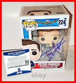 Tom Holland Signed Spider-Man Peter Parker Homecoming Funko Pop Beckett PSA