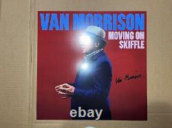 Van Morrison Signed Autographed Vinyl Record LP Moving on Skiffle Astral Weeks