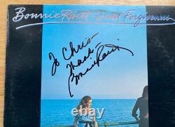 Album de vinyle signé de Bonnie Raitt 'Sweet Forgiveness' dédicacé à Chris