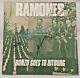 Autographié / Signé Ramones Bonzo Goes To Bitburg Vinyl Single Uk Importation