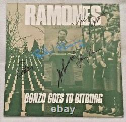 Autographié / Signé Ramones Bonzo Goes To Bitburg Vinyl Single Uk Importation