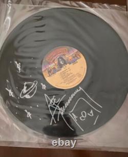 Couverture de vinyle signée et vinyle de Kiss