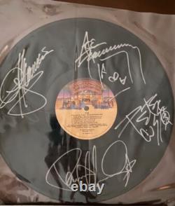 Couverture de vinyle signée et vinyle de Kiss