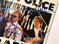 Couverture signée 45 - The Police - Sting - Andy Summers - Stewart Copeland - COA Autographe Wor