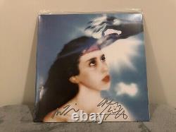 Disque imaginal signé en vinyle blanc 2LP de Magdalena Bay, expédition immédiate