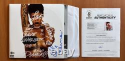 Disque vinyle LP Unapologetic signé et autographe de Rihanna, avec LOA et COA Beckett