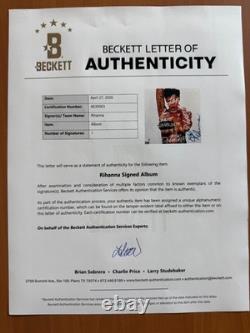 Disque vinyle LP Unapologetic signé et autographe de Rihanna, avec LOA et COA Beckett