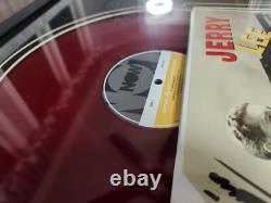 Disque vinyle de Jerry Lee Lewis avec pochette dédicacée, signé avec certificat d’authenticité (COA) ! RARE