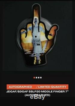 Eminem 7 Signés Vinyle Ltd / 99 Middle Finger Autographié Sslp20 Dans La Main