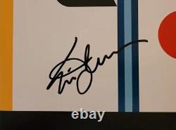 Eric Johnson a signé une copie vinyle de l'album Up Close avec un certificat d'authenticité Beckett, numéro BJ45180.