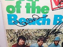 Groupe signé par 5 membres - Album autographié Best of The Beach Boys Capitol D1 2706 JRR