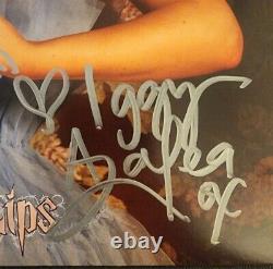Iggy Azalea a signé l'album vinyle Wicked Lips autographié de BAC Beckett Y03136