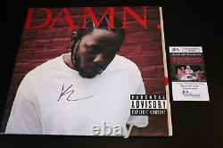 Kendrick Lamar a signé une pochette d'album vinyle DAMN. authentifiée par JSA COA