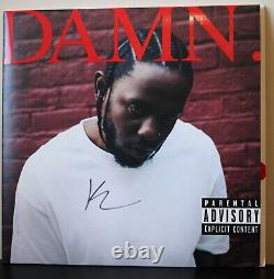 Kendrick Lamar a signé une pochette d'album vinyle DAMN. authentifiée par JSA COA