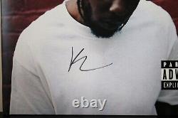 Kendrick Lamar a signé une pochette d'album vinyle DAMN. authentifiée par JSA COA