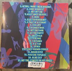 Kid Cudi a signé un vinyle INSANO 2LP autographié avec une pochette d'album de KAWS EN MAIN