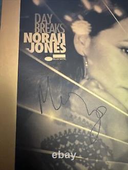 L'aube du jour par Norah Jones 2016 Édition limitée SIGNÉE Vinyle orange transparent JAZZ