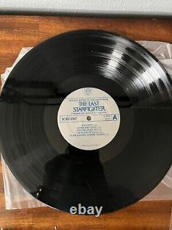 Le Dernier Chasseur d'Étoiles vinyle signé/autographié avec certificat d'authenticité