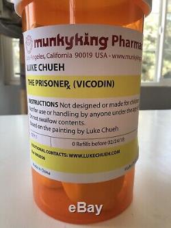 Luke Chueh Signé Prisonnier XL Figure Ours Vicodin Munky Roi Vinyle Imprimer Kaws