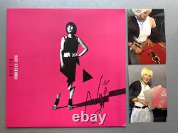 NAO YOSHIOKA disque vinyle dédicacé en personne ===neuf=== preuve exacte