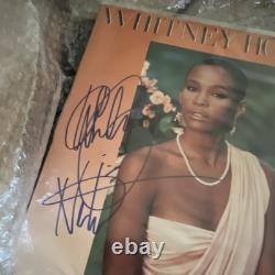 Pochette d’album signée par Whitney Houston avec COA, véritable autographe authentique
