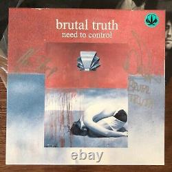 Rare 94 ORG Boîte Vinyle signée Autographiée Brutal Truth - Need To Control