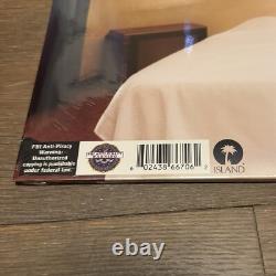 Sabrina Carpenter signée EMAILS I CAN'T SEND photo 11x11 + vinyle Bone BAS COA