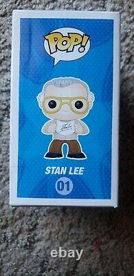 Stan Lee Funko Lot (convention Exclusive 01 Signé, Or Et Argent Exclusif)