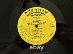 Stringbean signé et autographié, couverture d’album et vinyle rares de banjo old-time
<br/>
 