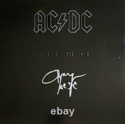 Vinyle Back In Black d'AC/DC signé par Angus Young
