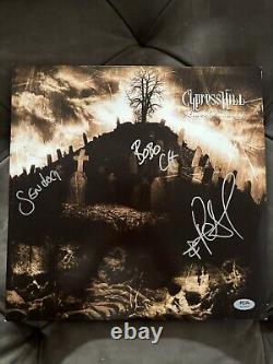 Vinyle Black Sunday signé de Cypress Hill avec certificat PSA DNA