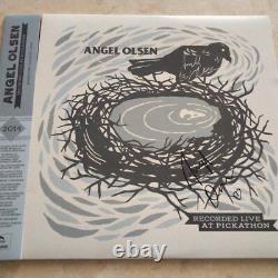 Vinyle LP autographe d'Angel Olsen enregistré en direct au Pickathon