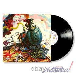Vinyle LP signé et autographe de Linda Perry Bigger, Better, Faster, More ! PSA/DNA