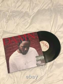 Vinyle autographié de l'album DAMN signé par Kendrick Lamar