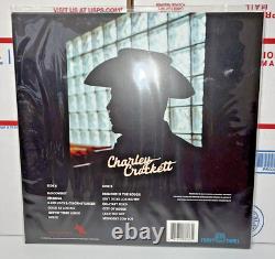 Vinyle signé de Charley Crockett 10 $ Cowboy EN MAIN