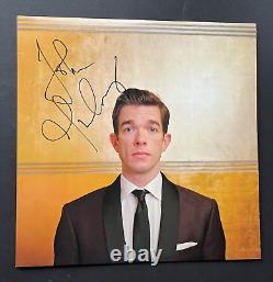 Vinyle signé et authentifié par John Mulaney avec certificat BAS Beckett rare