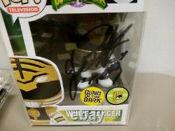 White Power Ranger Glow In The Dark Nycc #22 Limit 480 Signé Jason David Frank