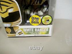 White Power Ranger Glow In The Dark Nycc #22 Limit 480 Signé Jason David Frank